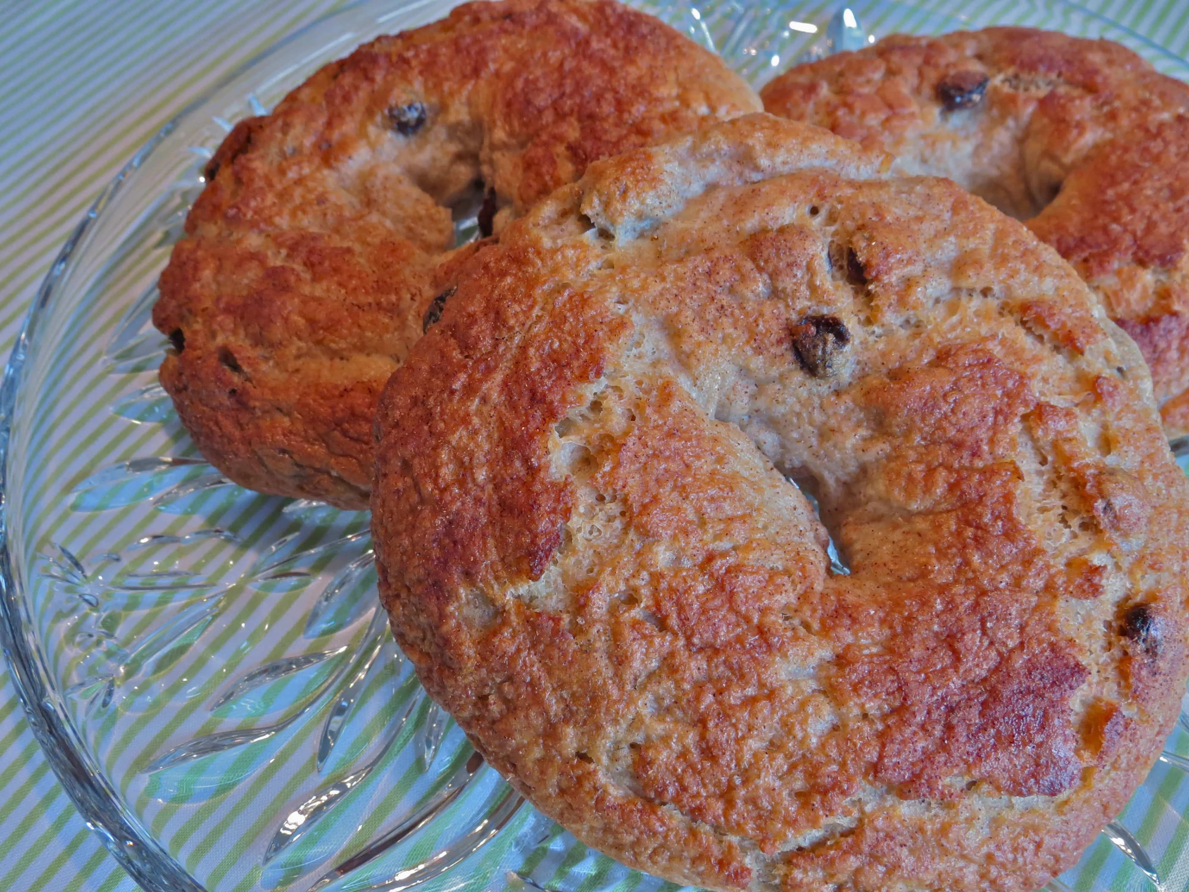 Cinnamon Raisin Bagels