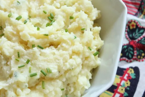 Roasted Garlic, Goat Cheese and Chive Mashed Potatoes