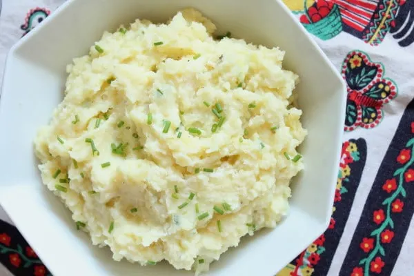 Roasted Garlic, Goat Cheese, and Chive Mashed Potatoes