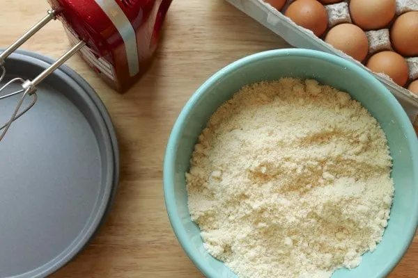 Homemade Yellow Cake Mix