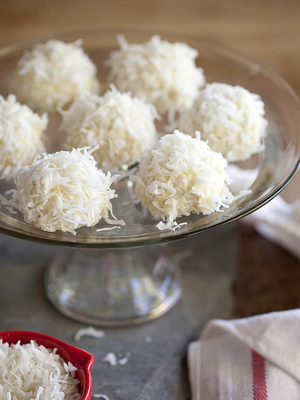 foodiecrush snowball coookies