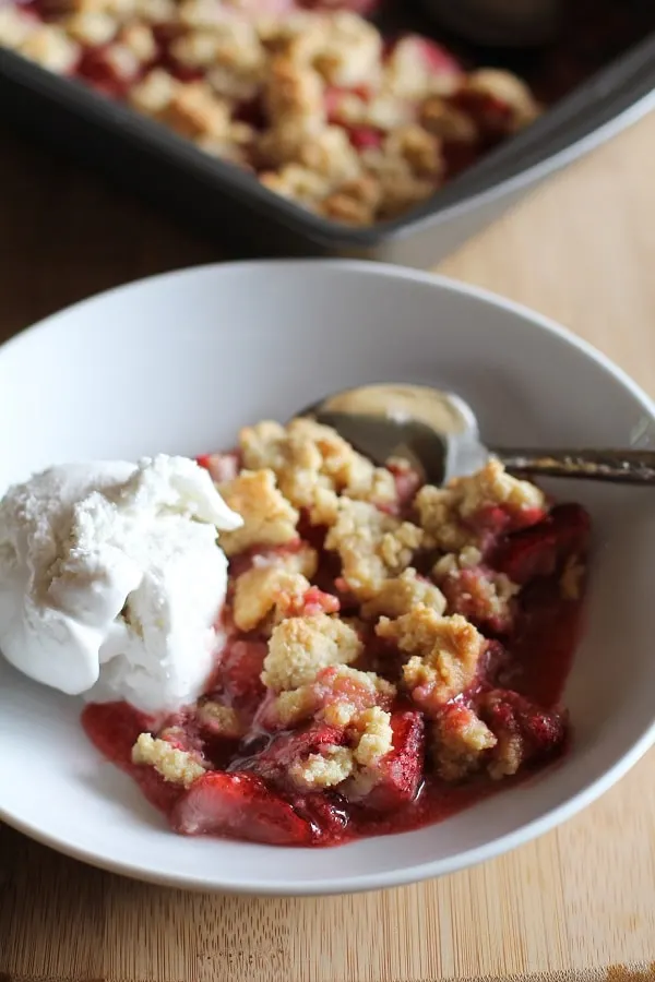 Paleo Strawberry Crumble