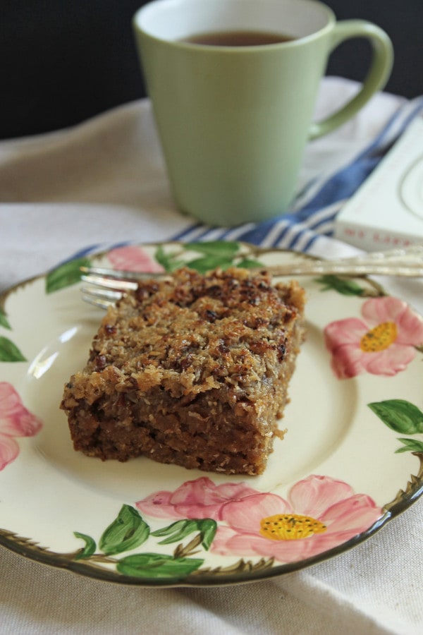 Oatmeal Cake with Coconut-Pecan Topping