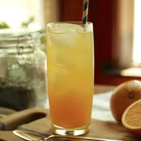 Sparkling Green Tea Photo