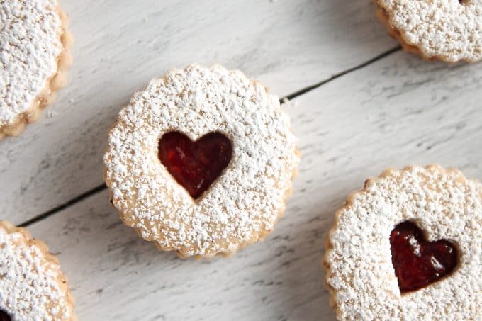 Raspberry Linzer Cookies | Stephie Cooks
