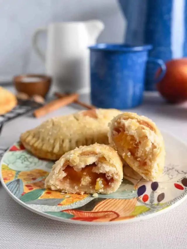 Homemade Peach Hand Pies