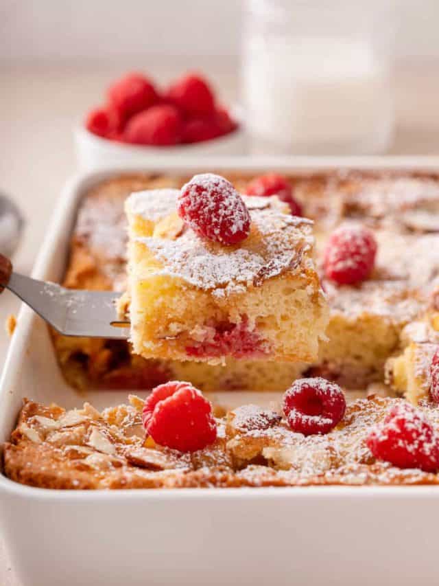 Easy Raspberry Coffee Cake